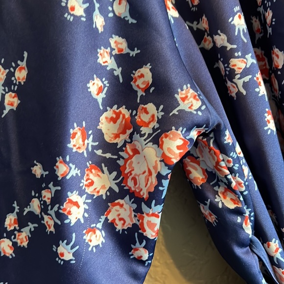 Fab Fit Fun Polyester Robe - Picture 2 of 6